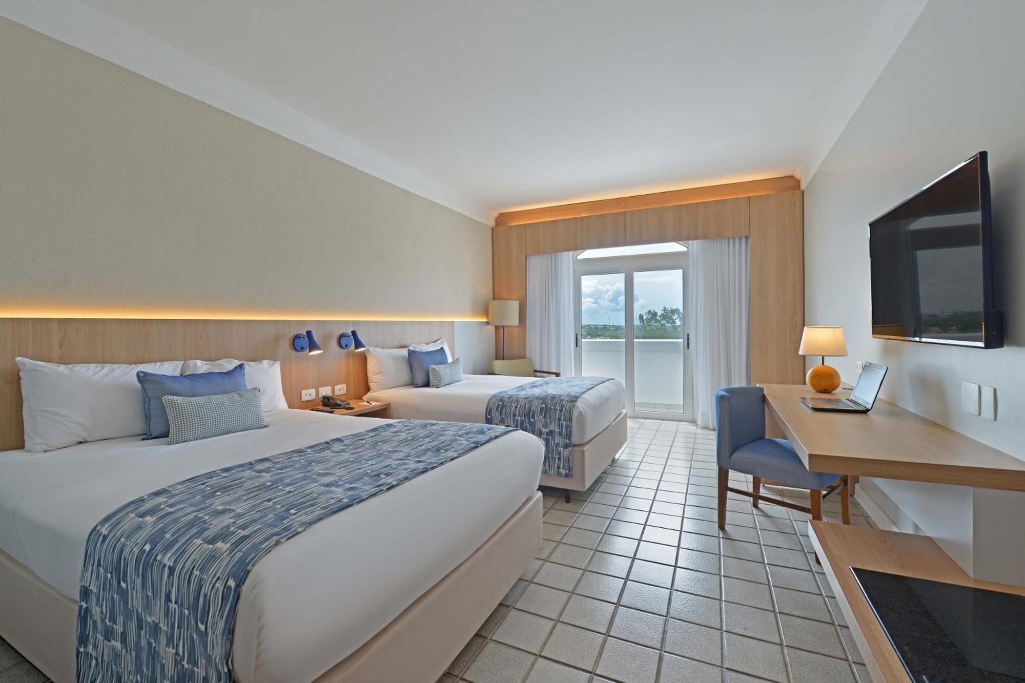 Hotel Deville Prime Сальвадор Экстерьер фото A room at the Iberostar Grand Hotel Bávaro